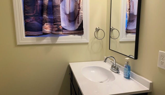 Happy Pastures Campground Suite 2