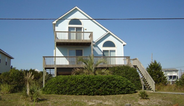 “Harts Desire” 4 BR - Cottage close to Beach Access