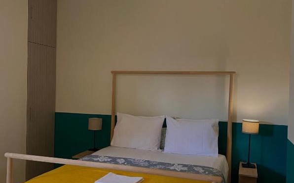 Helen's cozy studio (close to the airport)