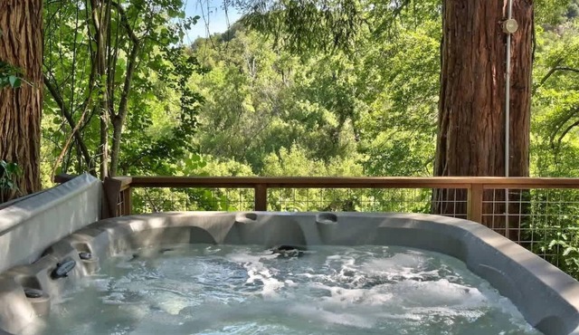 Heron House - Hot Tub and Wine Tastings Included