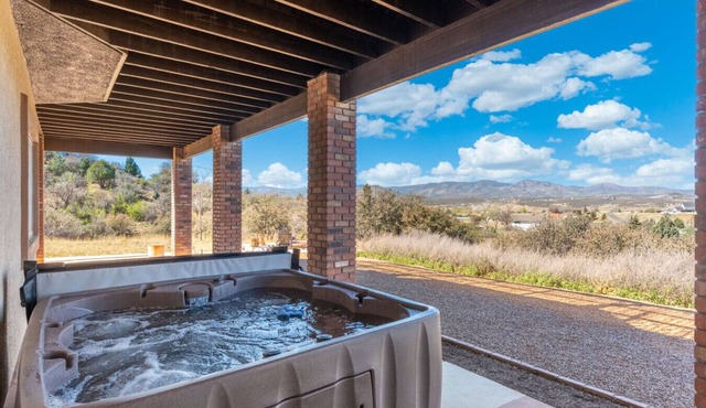 Hidden Hill Casita 1200 sq ft | Hot Tub & Views