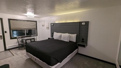 High Desert Inn