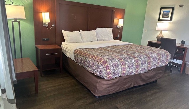 Hillcrest Motel By OYO Aurora IN Near Lawrenceburg