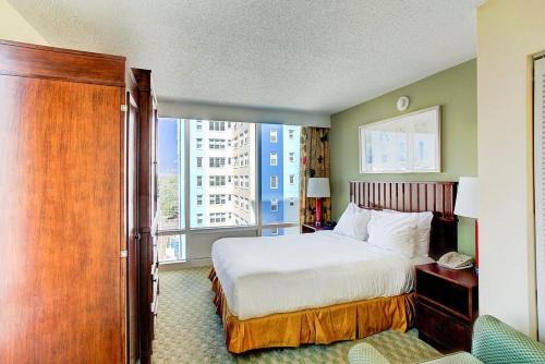 Hilton Ocean Beach Club Resort, Virginia Beach, VA - 2BR Suite
