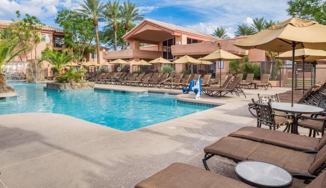 Hilton Villa Mirage 2-bedroom hotel in charming Scottsdale for Phoenix Open