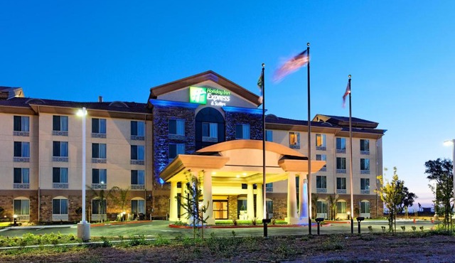 Holiday Inn Express Fresno Northwest - Herndon by IHG