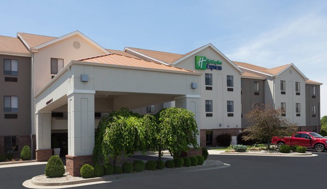 Holiday Inn Express Hotel & Suites Dayton West - Brookville by IHG
