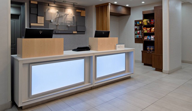 Holiday Inn Express Hotel & Suites Fresno South by IHG