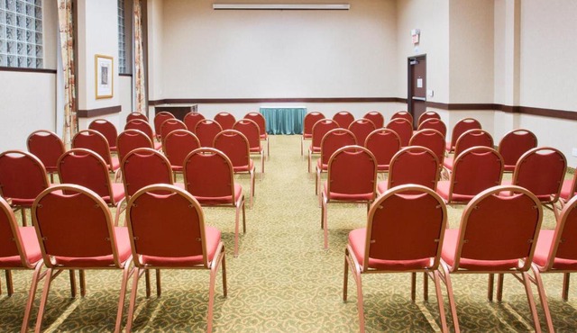 Holiday Inn Express Hotel & Suites Portland-Northwest Downtown by IHG