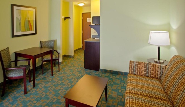 Holiday Inn Express Hotel & Suites Thornburg-S. Fredericksburg by IHG