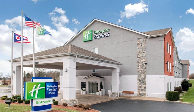 Holiday Inn Express & Suites Harrison by IHG