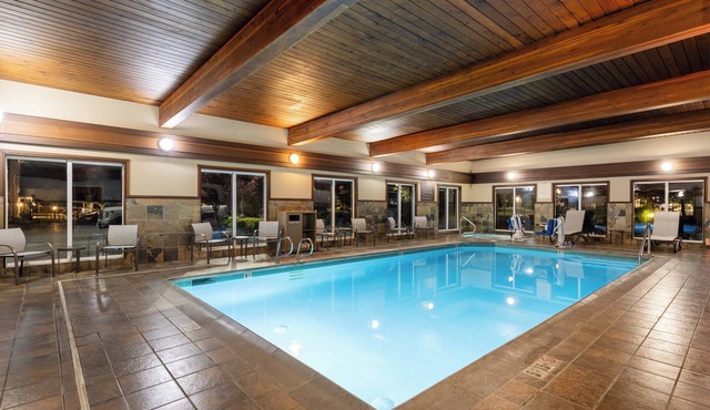 Holiday Inn Express Vancouver North - Salmon Creek by IHG