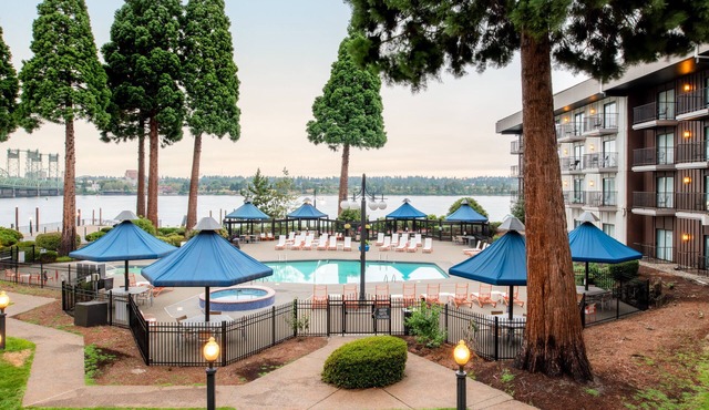 Holiday Inn Portland - Columbia Riverfront by IHG