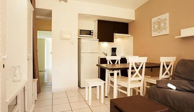 Holiday Village Le Domaine d'Anghione**** - 2-room house Cabin 4 adults + 2 children under 12 Air-conditioned
