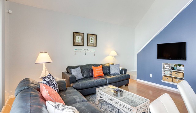 Home on Lake Erie | 3 Bedrooms | 3 Bathrooms