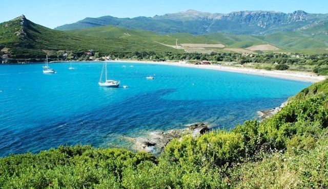 Homerez - Appartement 2 km away from the beach for 4 ppl. with terrace at Bastia