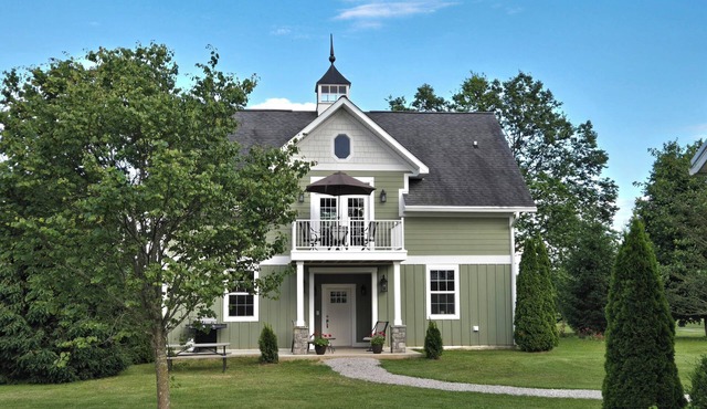 Horse farm in the Kentucky Bluegrass!