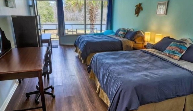 Hotel Double Lakefront Rooms - Hotel Double Lakefront Rooms
