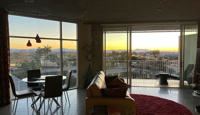 Hotel Valley Ho - Corner Tower Loft Suite - Pool and Old Town Scottsdale Views