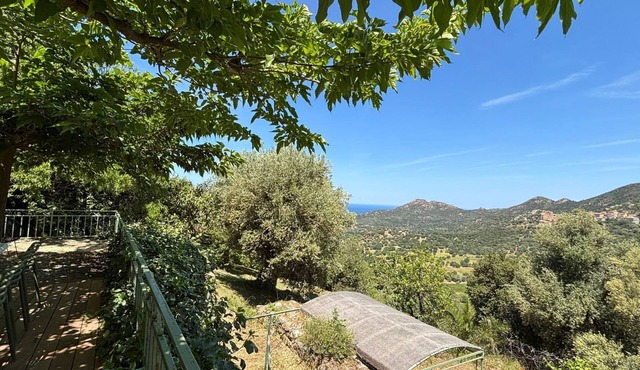 House 15 minutes from the beach