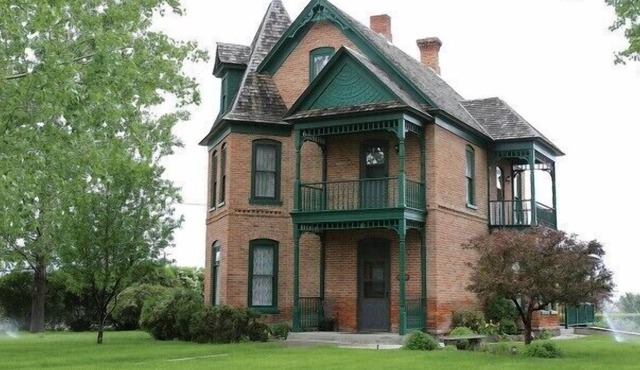 House, cottage, or full property rental.( see website for details)