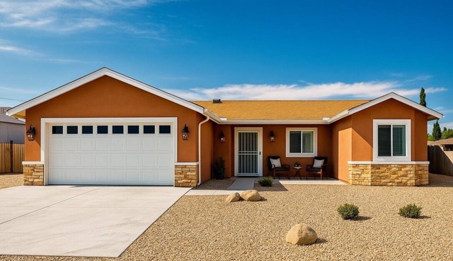 HOUSE ESTRELLA - Luxury 3-Bedroom Desert Oasis in Prescott Valley