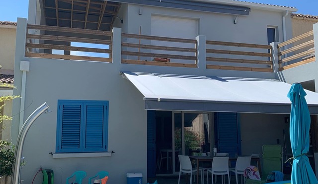 House with direct beach access