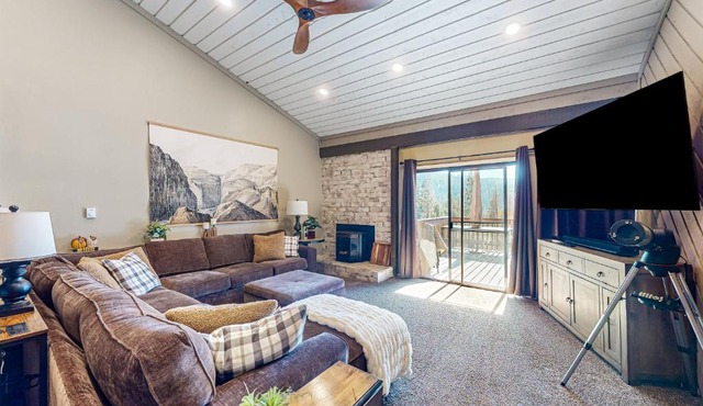 Huntington Lake Condo #102