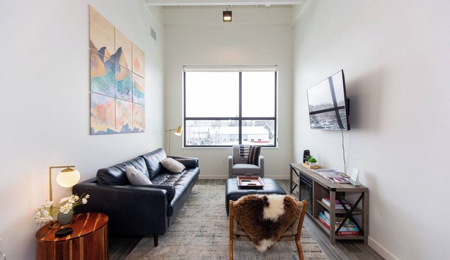 Hyalite View:Midtown Bozeman
