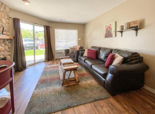 Inn Building Condo 102 Updated Ground Level