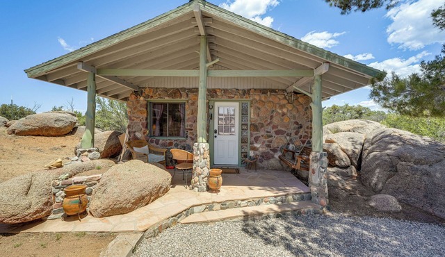 'Inn the Boulders' Peaceful Yarnell Escape