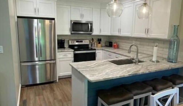 Kelleys Island Modern Condo