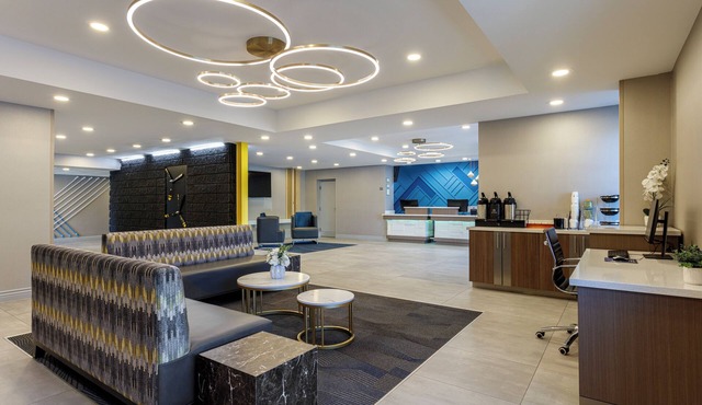 La Quinta Inn & Suites by Wyndham Lexington Park - Patuxent