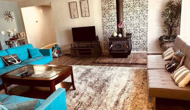Lake Isabella Cozy Stay