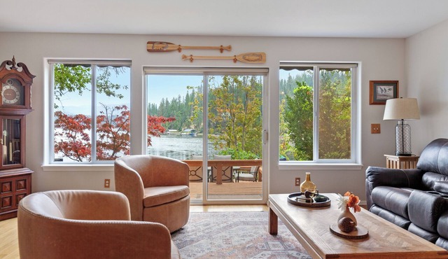 Lakeside Stay | Beach Access | Dock | Firepit & Dining