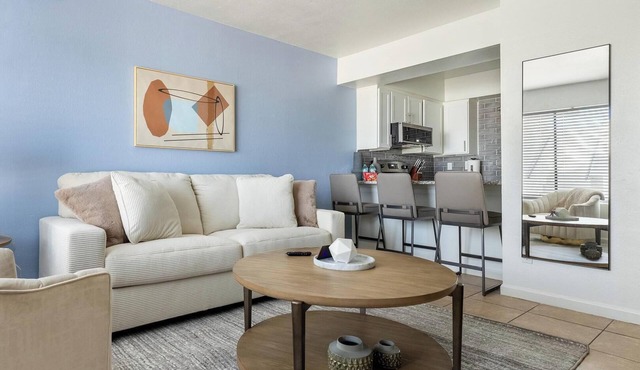 Landing | Amazing 1BD in Maryvale Village