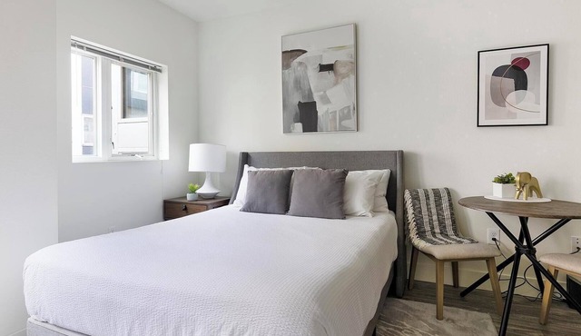 Landing | Incredible Studio, Gym, Courtyard