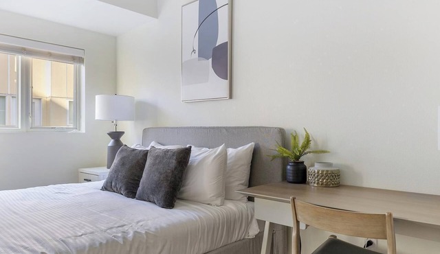 Landing | Incredible Studio, Courtyard, Gym