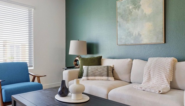 Landing | Spectacular 2BD, Gym, Clubhouse