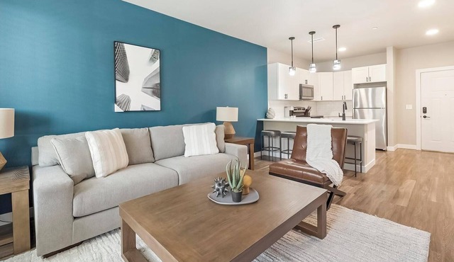 Landing | Stunning 1BD, Clubhouse