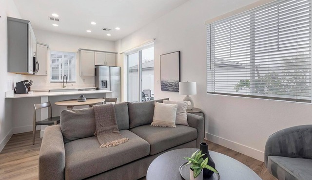 Landing | Stunning 1BD, Gym