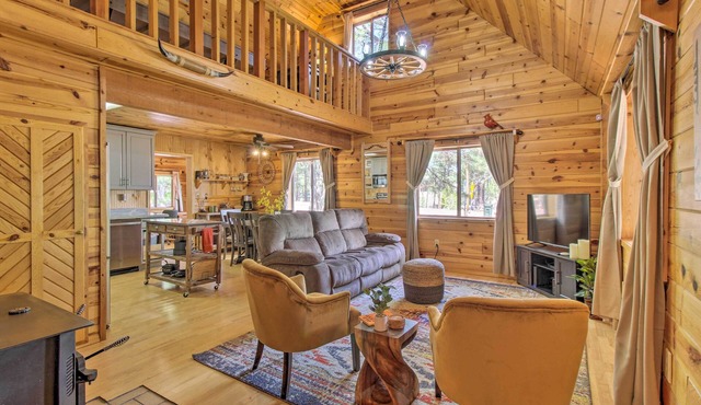 Large Deck, Grill: Pet-Friendly Show Low Retreat!