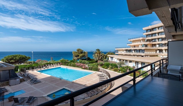 Le Balcon d’Ajaccio - Two Bedroom Apartment, Sleeps 6