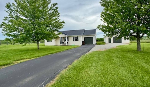 Lincoln Farmhouse-Bourbon Trail-Farm Stay