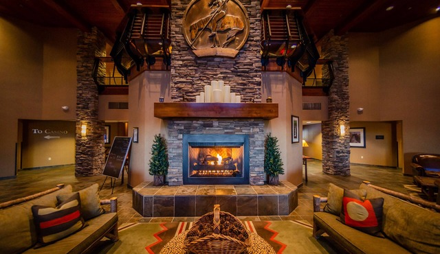 Lodge At Feather Falls Casino