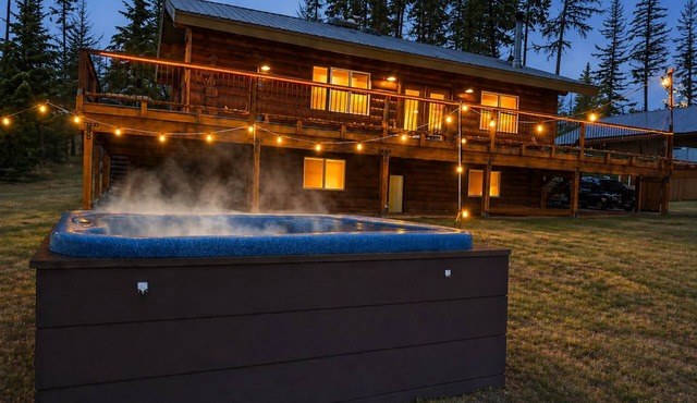Log Cabin: Hot Tub, Sauna, Wet Bar & Mtn Views
