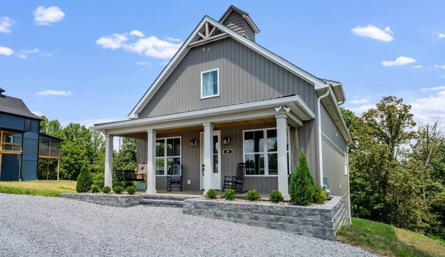 Lot 13 Luxury Lake Getaway | Sleeps 12