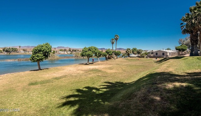 ☆Lower River Retreat☆Escape the Harsh Winter, and come relax in a Desert Oasis!