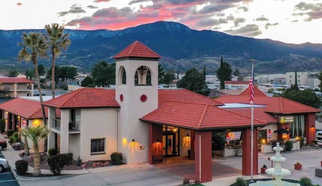 Lux Verde Hotel