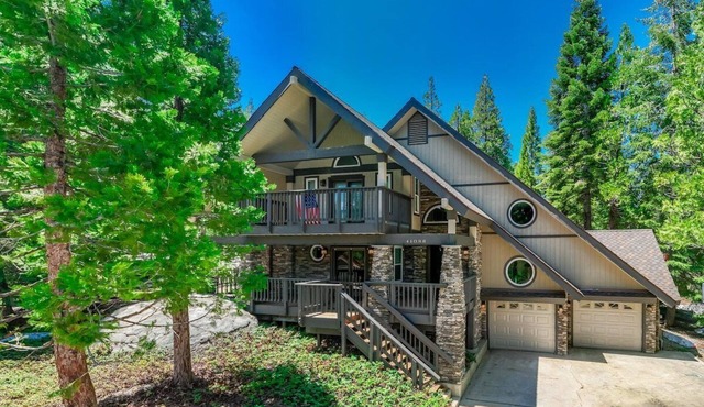 Lux Western Cabin ~ Pool Table + Ping Pong Vibes